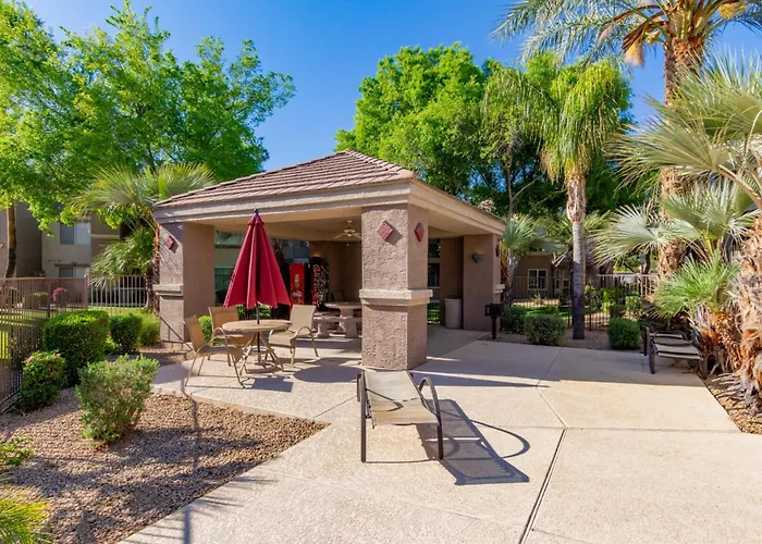 Appartement Cordillera Condo: Pools Hot Tubs Racquetball Patio Retreat Phoenix