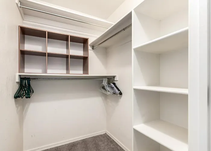 Cordillera Condo: Pools Hot Tubs Racquetball Patio Retreat