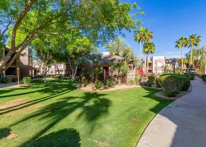 Cordillera Condo: Pools Hot Tubs Racquetball Patio Retreat Apartament Phoenix