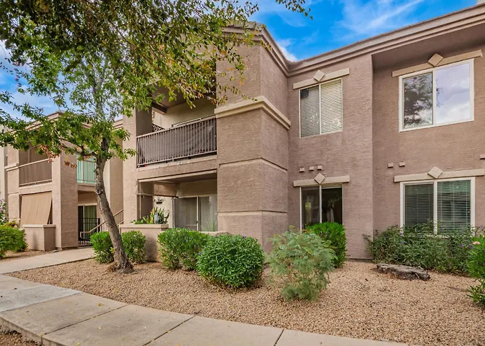 Cordillera Condo: Pools Hot Tubs Racquetball Patio Retreat